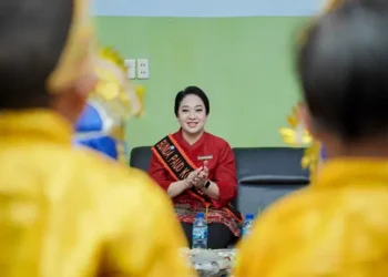 Foto: Wujudkan Indonesia Emas 2045, Airin Rico Waas Bantu Pertumbuhan dan Kecerdasan Anak 7