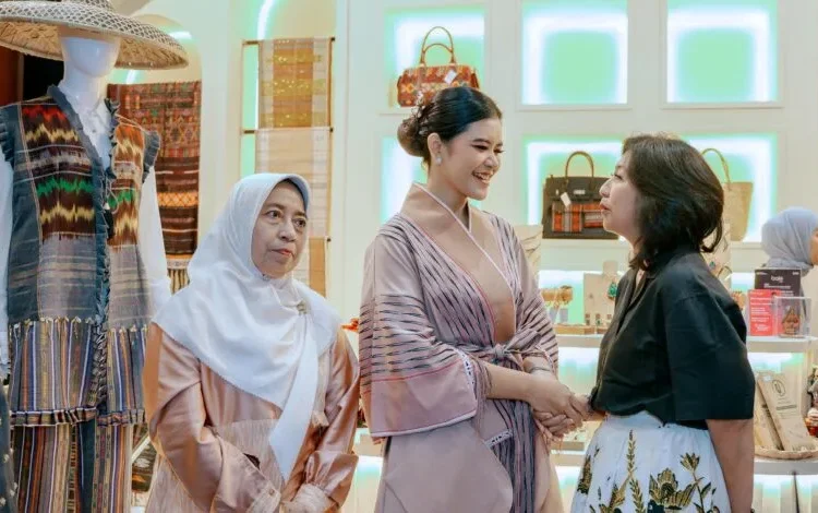 Foto: Indonesia Fashion Week 2025 diharapkan dapat menjadi ajang memperkenalkan Warisan Budaya Sumatera Utara (Sumut) ke Dunia.(Dok:Diskominfo Sumut)
