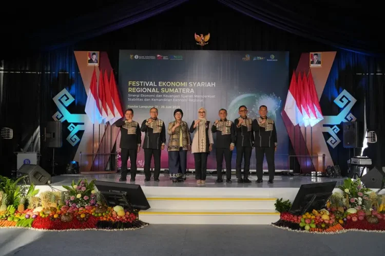 Foto: FESyar hadir sebagai respons atas tantangan ekonomi global yang memerlukan sistem ekonomi alternatif berbasis nilai (value-based economy). (Dok:Bank Indonesia)
