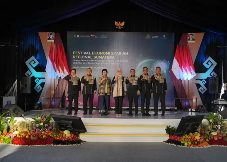 Foto: FESyar hadir sebagai respons atas tantangan ekonomi global yang memerlukan sistem ekonomi alternatif berbasis nilai (value-based economy). (Dok:Bank Indonesia)