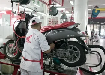 Salah satu komponen penting pada skutik yang membutuhkan perhatian yaitu V-belt.(Ist)