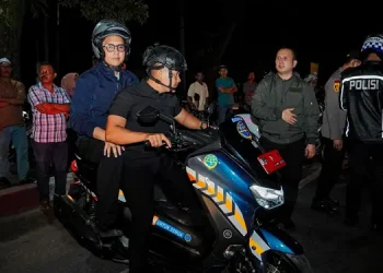Foto: Rico Waas Patroli Malam Bersama Polrestabes Medan, Pastikan Kondisi Keamanan Kota Medan Tetap Kondusif 1