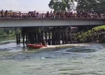 Foto: Seorang Remaja di Asahan Tenggelam saat Berenang di Sungai 9