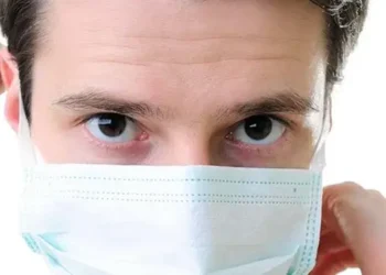 pengguna masker