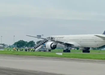 Foto: Ratusan Jemaah Haji Saudia Airlines Sudah Diterbangkan ke Jakarta, Ancaman Bom Tak Terbukti 8