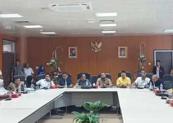 Foto: DPRD Medan Bersama Lintas Instansi akan Tinjau Penimbunan Anak Sungai di Belawan 10