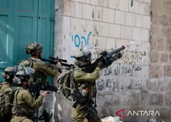 Semakin Brutal, Pasukan Israel Serang Bus Pengangkut Jemaah Haji Palestina