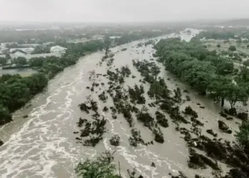 Foto: Korban Meninggal Banjir Bandang Texas AS Mencapai 120 Jiwa 8