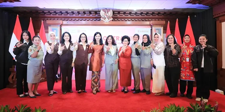 OJK bersinergi dengan Kongres Wanita Indonesia (KOWANI) menyelenggarakan Training of Trainers (ToT).(Dok:OJK)