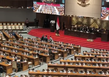 Foto: Perubahan UU MK Menunggu Dibawa ke Sidang Paripurna 3