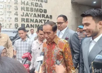 Foto: Tim Jokowi Berharap Tak Ada Lagi Perdebatan Soal Keaslian Ijazah Usai Gelar Perkara Khusus 2