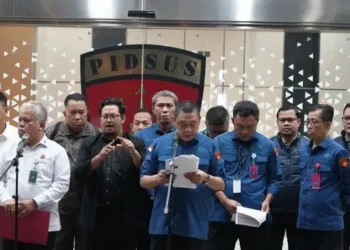 Foto: Kasus BBM, Kejagung Tetapkan 9 Tersangka Baru 9