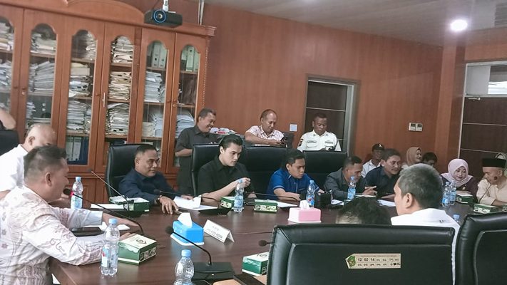 Foto: DPRD Medan Deksak BPN Proses Ganti Rugi Tanah Warga Sekitar Danau Siombak