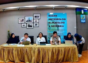 Foto: BMKG Keluarkan Daftar 10 Daerah di Indonesia Berisiko Tsunami 10
