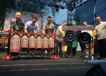 Foto: Rico Waas Jamin Akan Menjunjung Tinggi Kesenian dan Kebudayaan 7