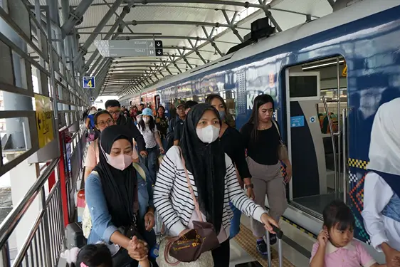 Hingga Pertengahan Tahun Jumlah Penumpang KA Bandara di Medan Capai 2 Juta Orang 1 Hingga pertengahan tahun, jumlah penumpang KA Bandara di Medan mencapai 2 juta orang.(Dok:KAI Bandara)