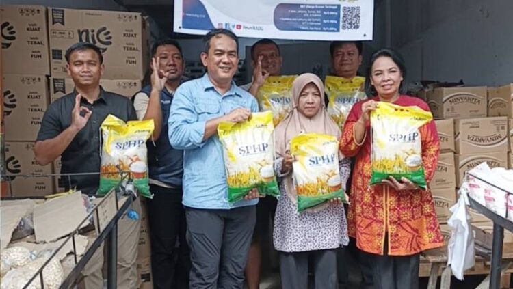 Foto: Perum Bulog Sumut mulai melaksanakan penyaluran beras SPHP langsung ke empat saluran.(Dok:Bulog Sumut)