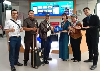 Proses serah terima dilakukan sesuai dengan Standar Operasional Prosedur (SOP) yang berlaku di PT Railink.(Dok:KAI Bandara)