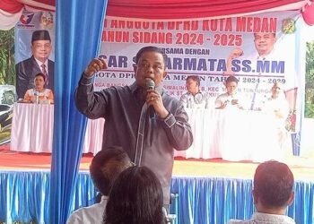 Foto: Reses Binsar Simarmata, Warga Minta Pemasangan LPJU 8