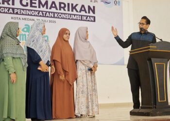 Foto: Baik Bagi Kesehatan Tubuh, Rico Waas Dorong Masyarakat Perbanyak Konsumsi Ikan 10