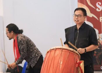 Foto: Sofyan Tan: Dengan Gondang Kita Berkomunikasi Pada Alam 2