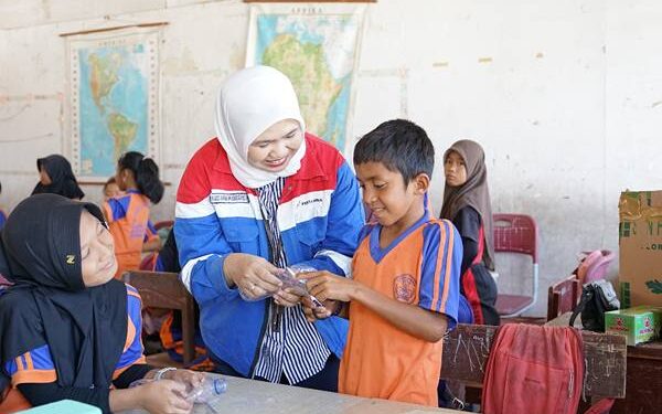 Sebanyak 497 siswa di SD Negeri 068426, Kelurahan Nelayan Indah, Kecamatan Medan Labuhan, mendapatkan edukasi dan pelatihan praktis mengenai pengelolaan sampah.(Dok:Pertamina Sumbagut)