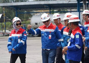 Komisaris Utama PT Pertamina Patra Niaga, Sudung Situmorang, bersama Komisaris Tina Talisa, melakukan kunjungan kerja ke wilayah operasional Regional Sumatera Bagian Utara (Sumbagut) pada 7–8 Agustus 2025.(Dok:Pertamina Sumbagut)
