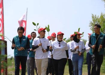Foto: Aksi Nyata SC Squad AHM Dukung Wisata Hijau di Pesisir Karawang 6