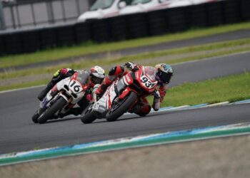 Foto: AHRT Siap Tampil Kompetitif di ARRC Mandalika, Adenanta dan Arbi Kuasai Klasemen 5