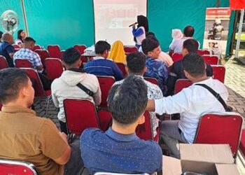 Foto: Karyawan Perusahaan Leasing di Medan Dapat Pelatihan Safety Riding dari Indako Honda 5