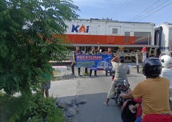 Pentingnya kedisiplinan dalam berkendara di perlintasan sebidang demi keselamatan bersama.(Dok:KAI Bandara)