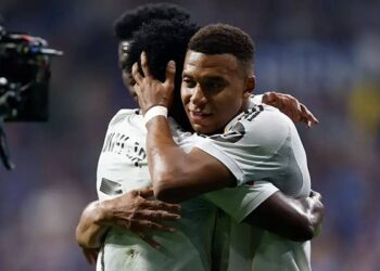 Foto: Real Madrid Raih Kemenangan Tandang Pertama, Mbappe dan Vinicius Cetak Gol 2