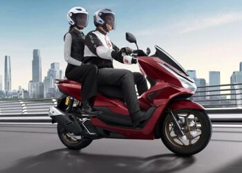 Foto: Ini Rahasia Rasakan Kenyamanan Honda PCX 160 saat Berboncengan 10