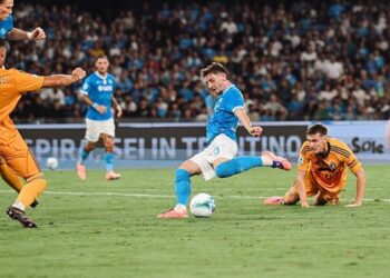 Foto: Napoli Raih Kemenangan Keempat Beruntun, Kalahkan Pisa 3-2 di Serie A 6