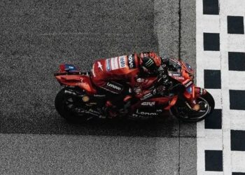 Foto: Drama Motegi: Francesco Bagnaia Rebut Pole Position MotoGP Jepang 2025 10