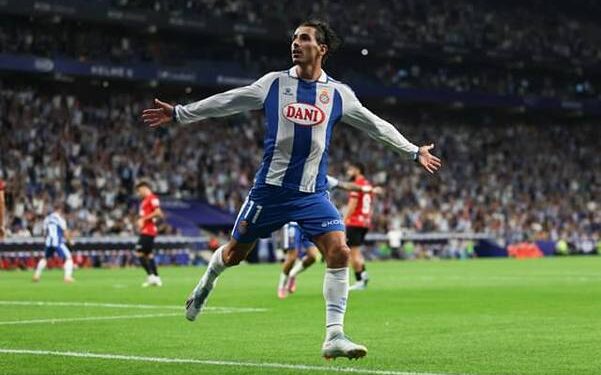 Espanyol berhasil meraih kemenangan dramatis saat menjamu Mallorca di Stadion RCDE pada pekan keempat La Liga musim 2025/2026.(Media Sosial X)