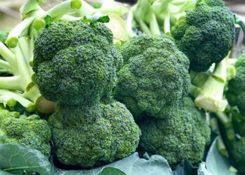 Foto: 6 Makanan Ini Bisa Bantu Turunkan Risiko Kanker, Mulai dari Bawang Putih hingga Tomat 7