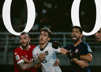 Foto: Timnas Indonesia Ditahan Imbang Lebanon di GBT, Skuad Garuda Frustasi Tanpa Gol 2