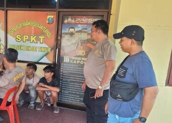 PT Kereta Api Indonesia (Persero) Divisi Regional I Sumatera Utara mengamankan seorang pelaku pencurian rel bekas yang disimpan di emplasemen Stasiun Binjai, Senin (22/9/2025) pukul 00.00 WIB.(Dok:KAI Divre I Sumut)