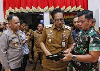 Foto: Wali Kota Rico Waas Bertekad Selesaikan Masalah Tawuran dan Jadikan Belawan Kawasan Aman 5