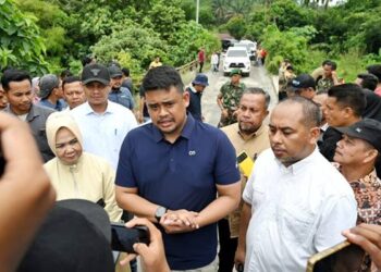 Foto: Bobby Nasution Tegaskan Komitmen Lanjutkan Proyek Jembatan Vital Langkat, Dukung Pariwisata Sumut 10