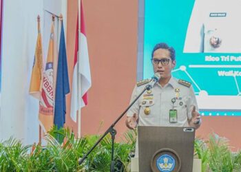 Foto: Rico Waas Tekankan Tiga Hal Penting dalam Kepemimpinan ASN 4