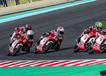 Foto: Tembus Top 3 Klasemen, Pembalap Astra Honda Tampil Kencang di IATC Motegi 8