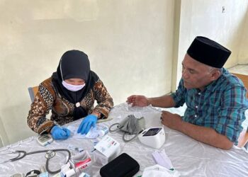 PGN juga melakukan penyuluhan kesehatan, pemeriksaan kesehatan, serta pemberian makanan tambahan (PMT) gratis untuk balita.(Dok:PGN)