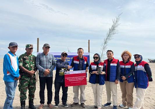 PT Perusahaan Gas Negara Tbk (PGN) melakukan penanaman 400 bibit pohon Cemara Laut di kawasan pesisir Desa Bangka Jaya, Kecamatan Dewantara, Kabupaten Aceh Utara. Kegiatan yang berlangsung pada Rabu (18/9/2025).(Dok:PGN)