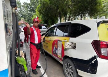 Dedikasi 30 Tahun Sunaryo, Operator SPBU Pertamina Medan yang Setia Melayani dengan Hati 4 Sunaryo berharap Pertamina terus maju dalam melayani masyarakat.(Dok:Pertamina Sumbagut)