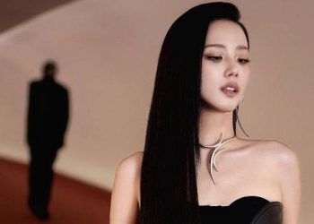 Foto: Menguat! Rumor Duet Jisoo BLACKPINK dan Zayn Malik Jadi Sorotan Usai Teaser Resmi Dirilis 1