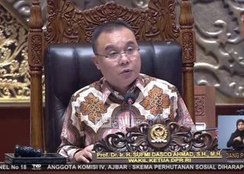 Foto: DPR RI Sahkan RUU Kepariwisataan dengan Kehadiran Sejumlah Menteri 4