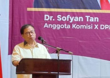 Anggota Komisi X DPR RI, dr Sofyan Tan dalam
acara Diseminasi Produk Pengembangan Kebahasaan dan Kesastraan di Hotel Four Points by Sheraton, Jalan Gatot Subroto, Medan, pada Sabtu (18/10).(Ist)