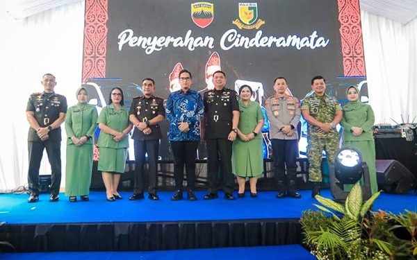 Wali Kota Rico Waas Hadiri Pisah Sambut Dandenpom I/5 Medan, Ajak Sinergi 1 Wali Kota Medan Rico Tri Putra Bayu Waas menghadiri acara lepas sambut Komandan Denpom I/5 Medan yang berlangsung di Madenpom I/Medan, jalan Suprapto, Jumat (24/10/25).(Dok:Diskominfo Medan)